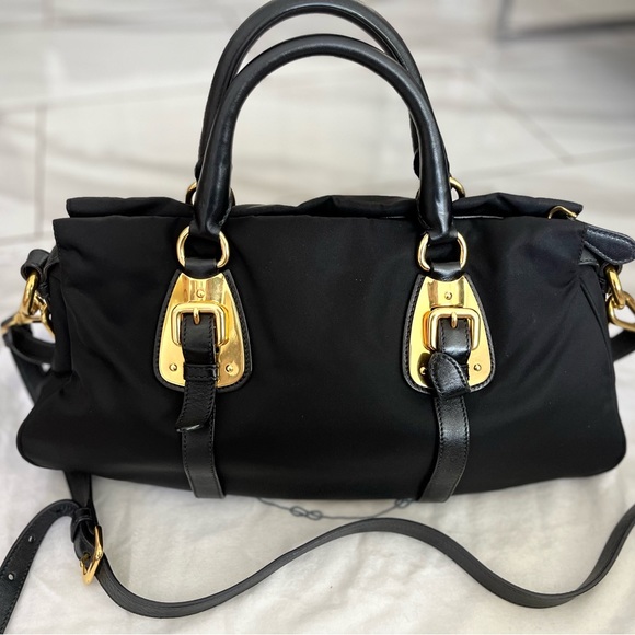 Authentic- PreOwned Prada, Nylon Bag, Excellent Condition - Picture 4 of 13